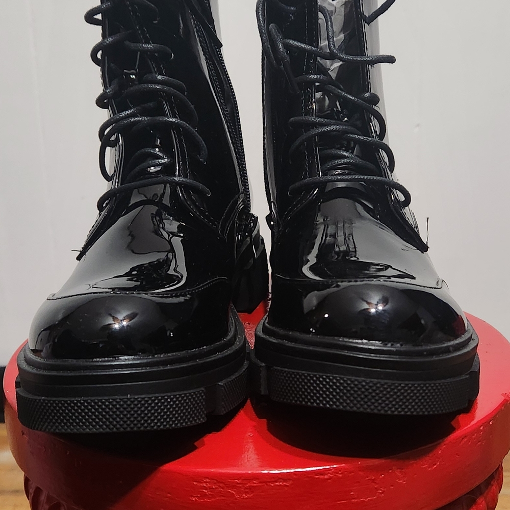 Dolls Kill Lady Go Diva Black Patent Leather Women's Boots Sz 10